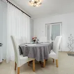 Apartman Dea B4+1 *